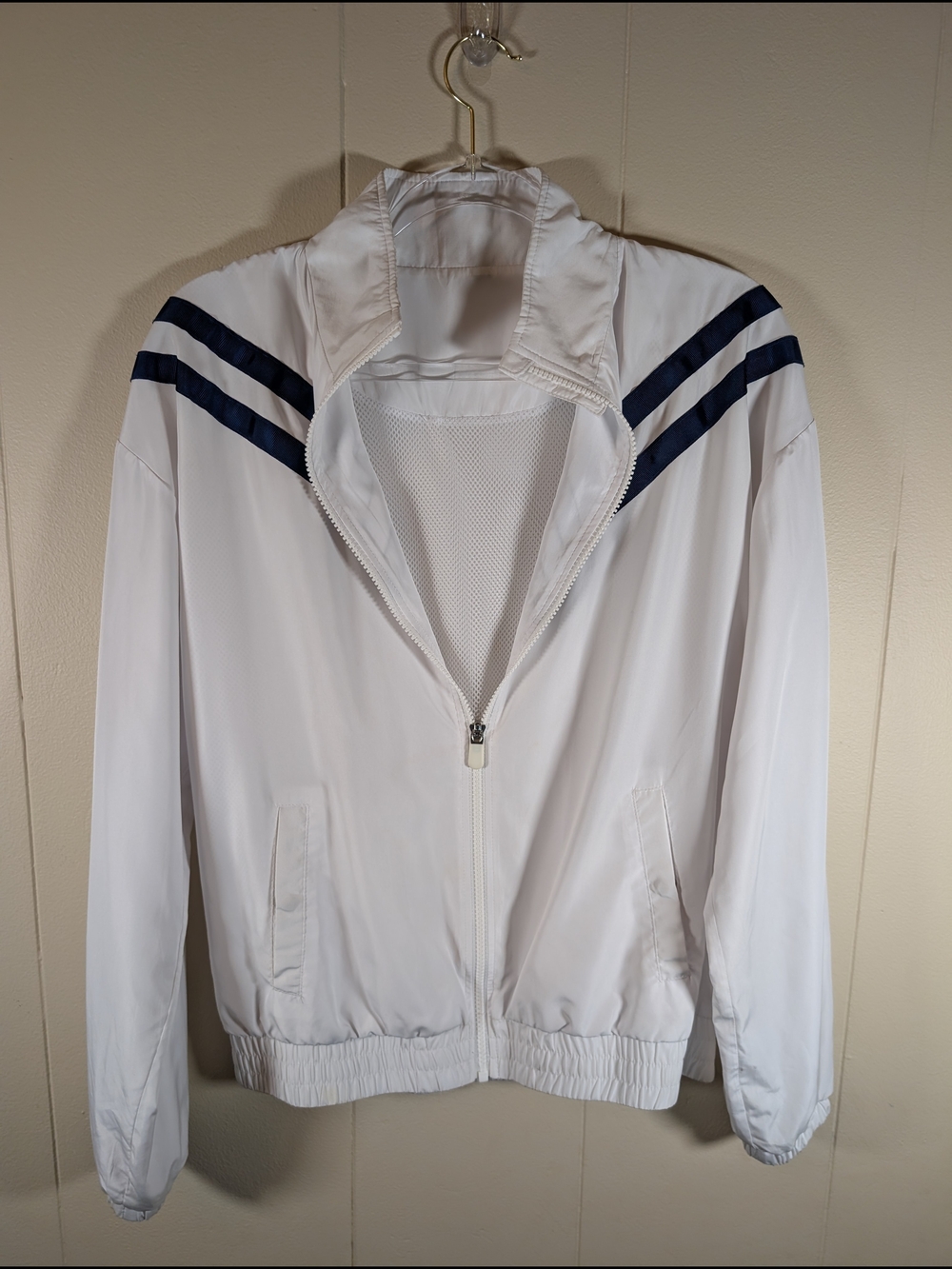 ZYIA Active White Navy Stripe Lightweight Windbreaker Jacket Women’s Medium